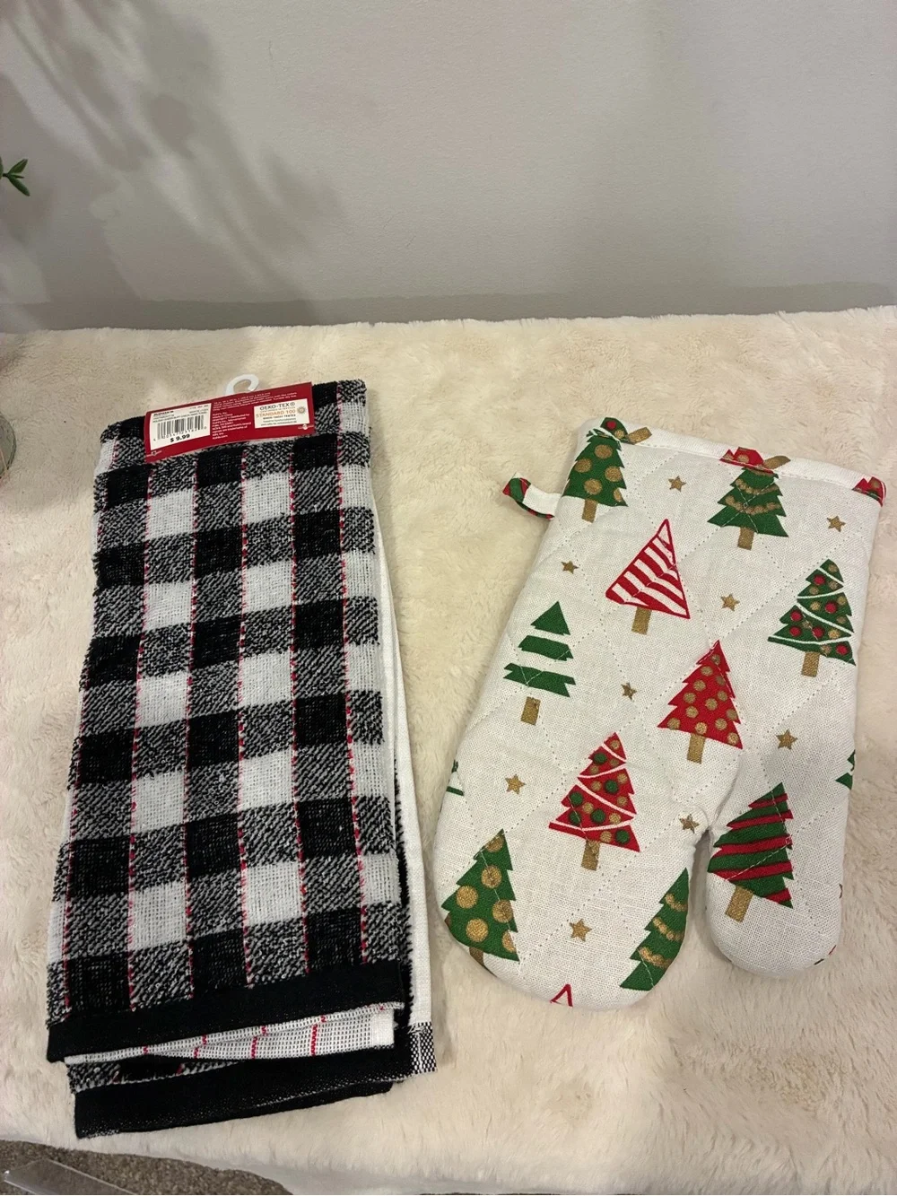 Holiday Cheer Black Plaid Kitchen Towel & Christmas Tree Oven Mitt Set